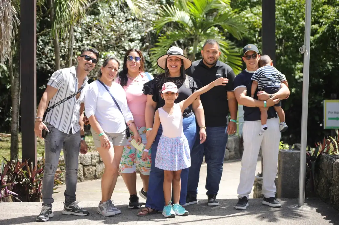 Recorrido guiado en el zoologico